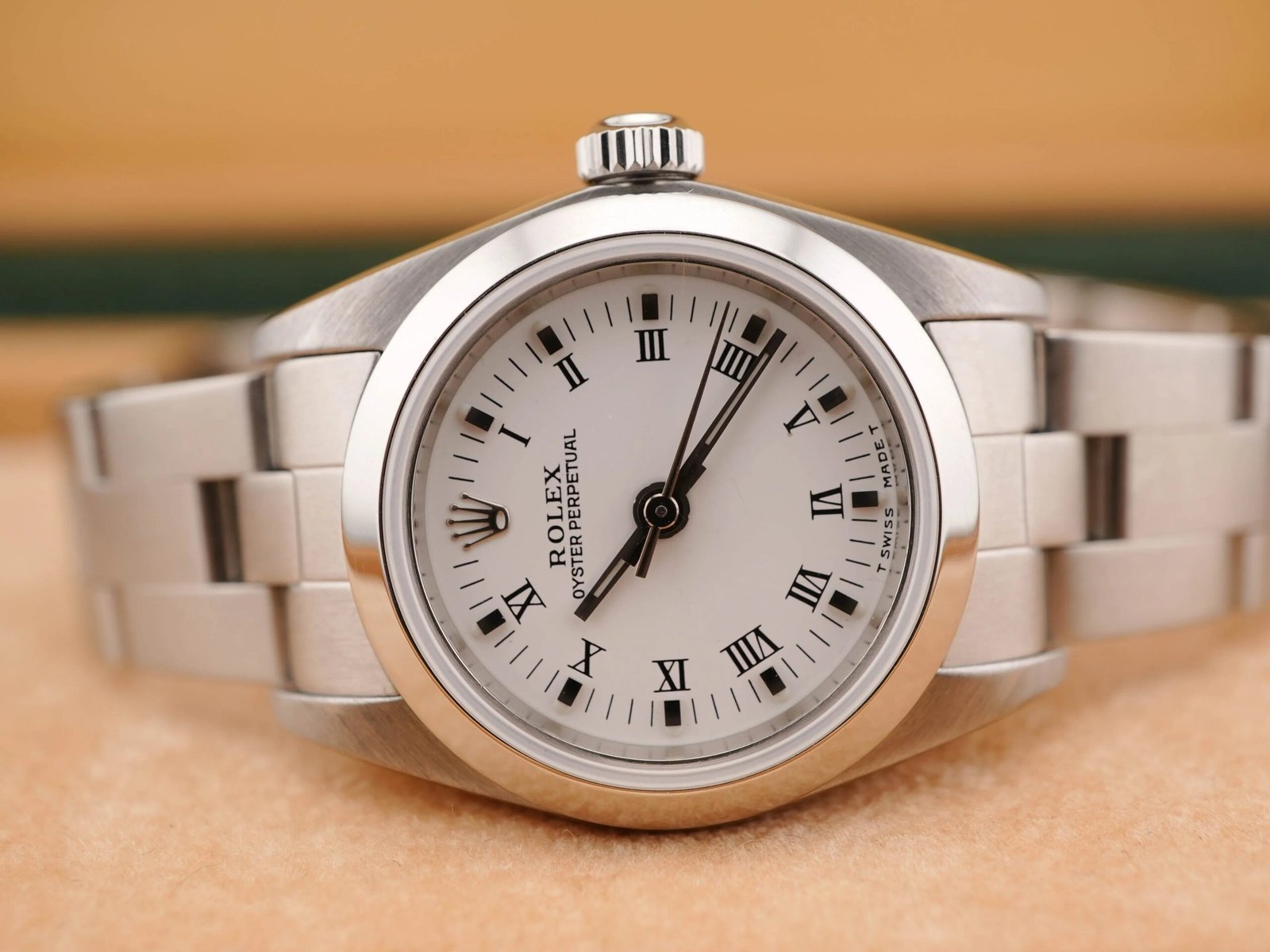 Rolex Oyster Perpetual Lady 24 mm / White Roman – Oyster - Image 4
