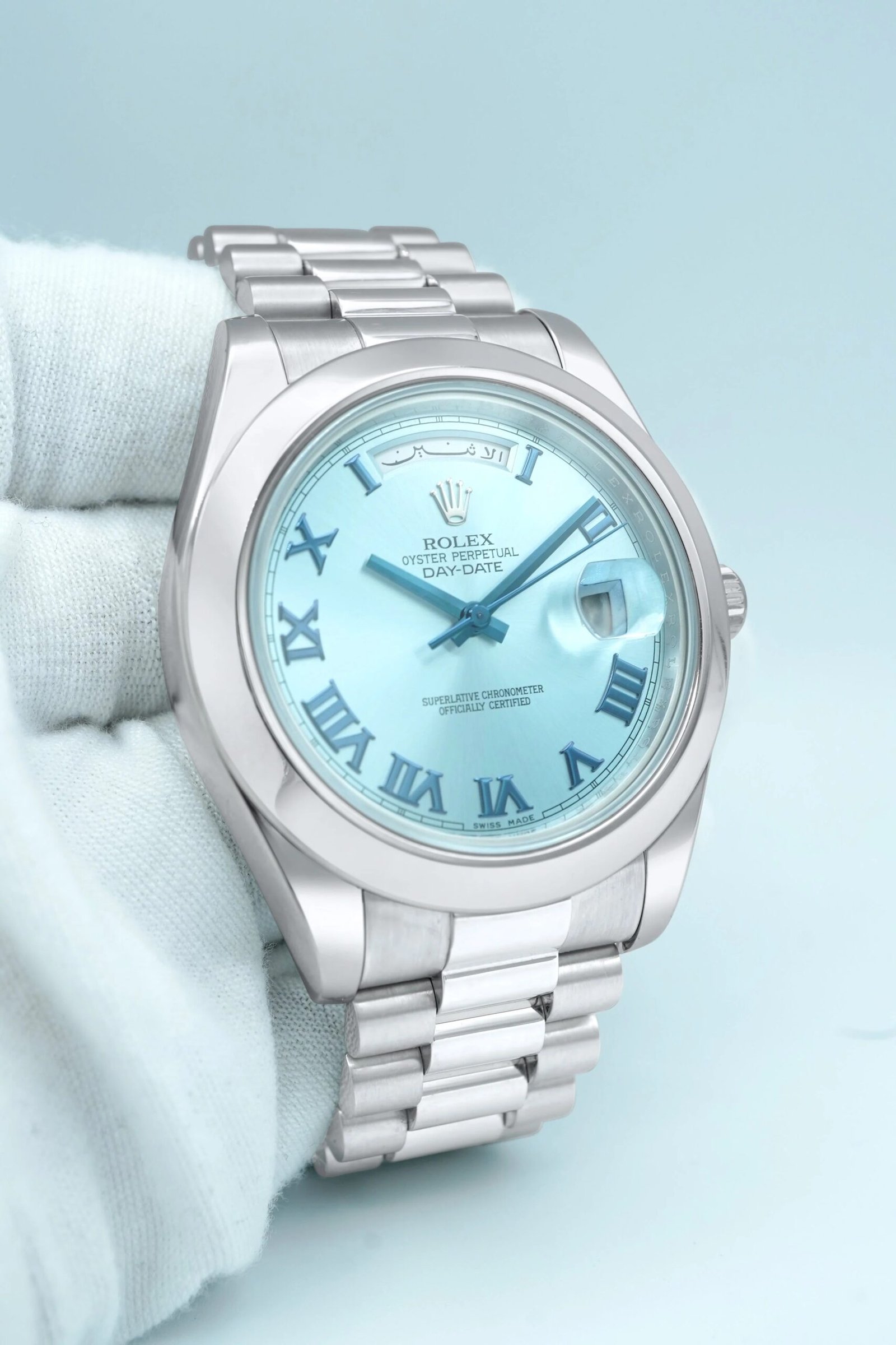 Rolex Day-Date II 41 mm / Ice Blue Roman – President - Image 2