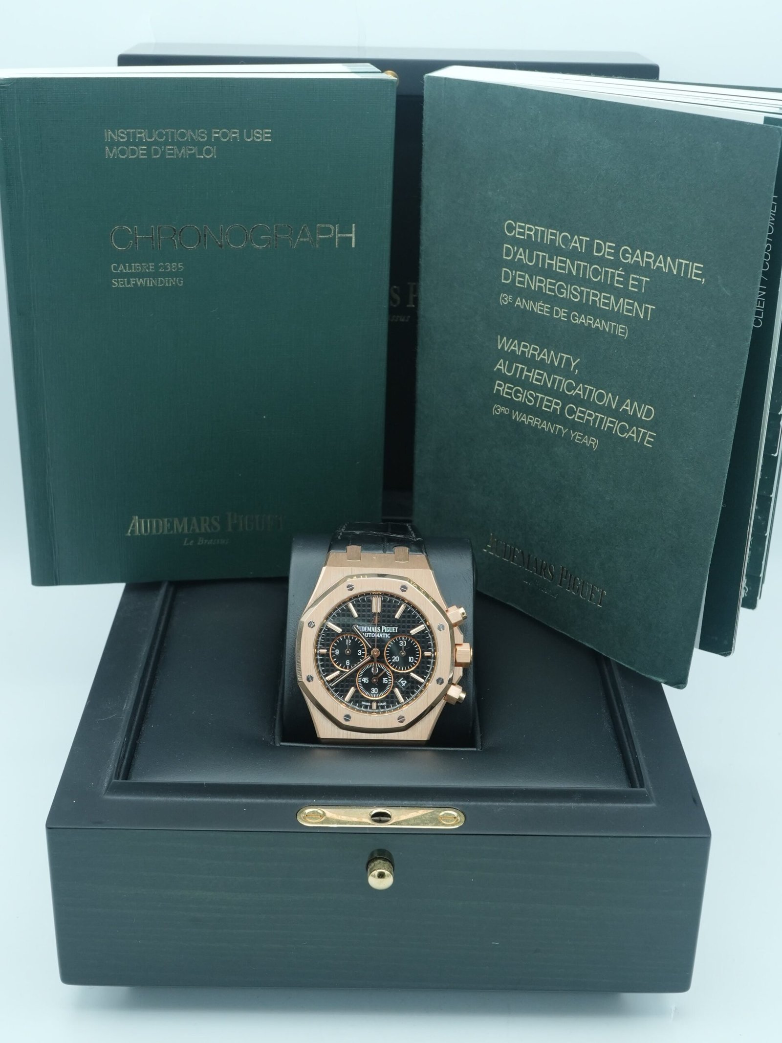 Audemars Piguet Royal Oak Chronograph 41 mm / Rose Gold Black Dial - Image 2
