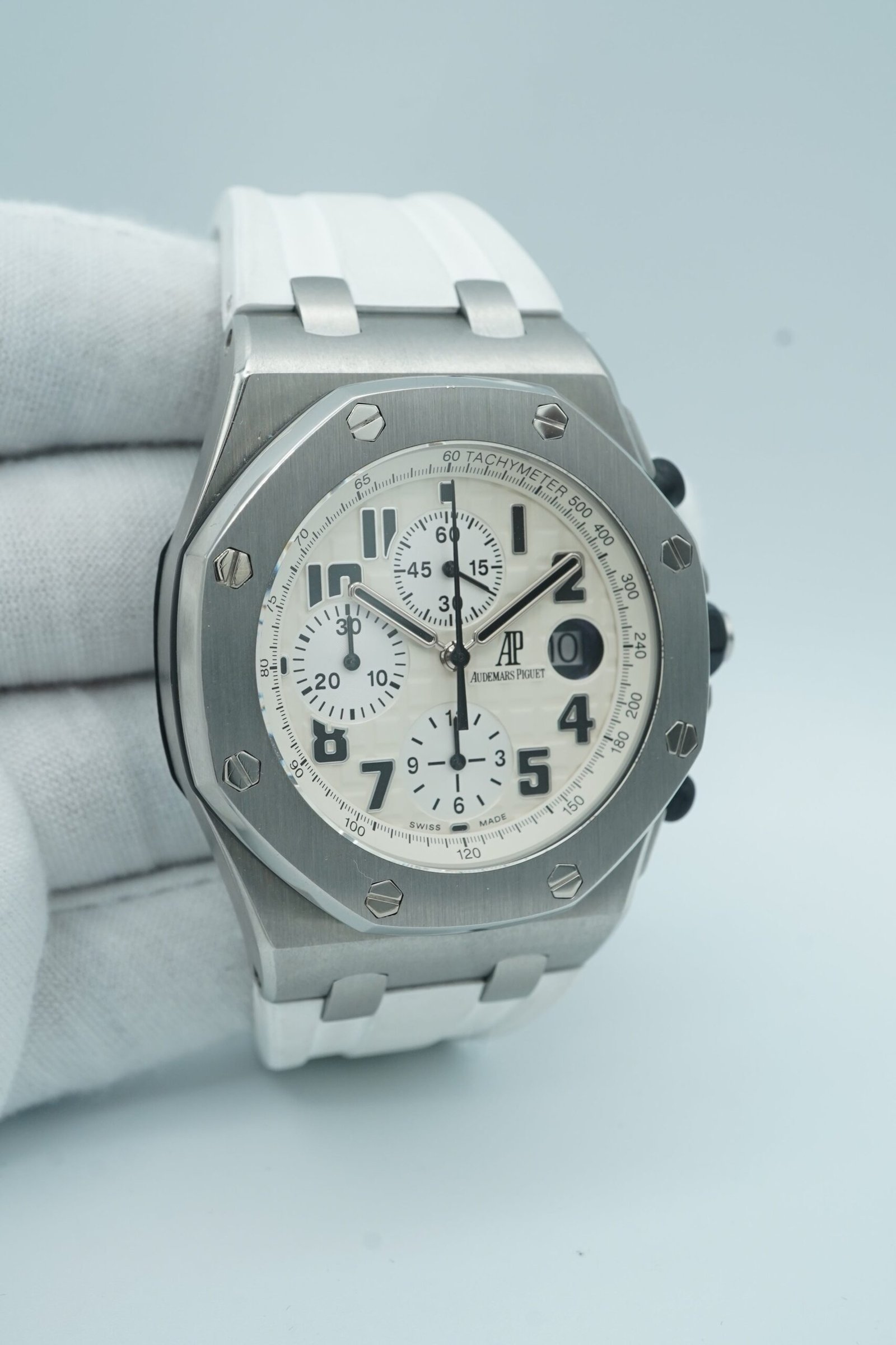 Audemars Piguet Royal Oak Offshore 42 mm / Safari White Dial - Image 3