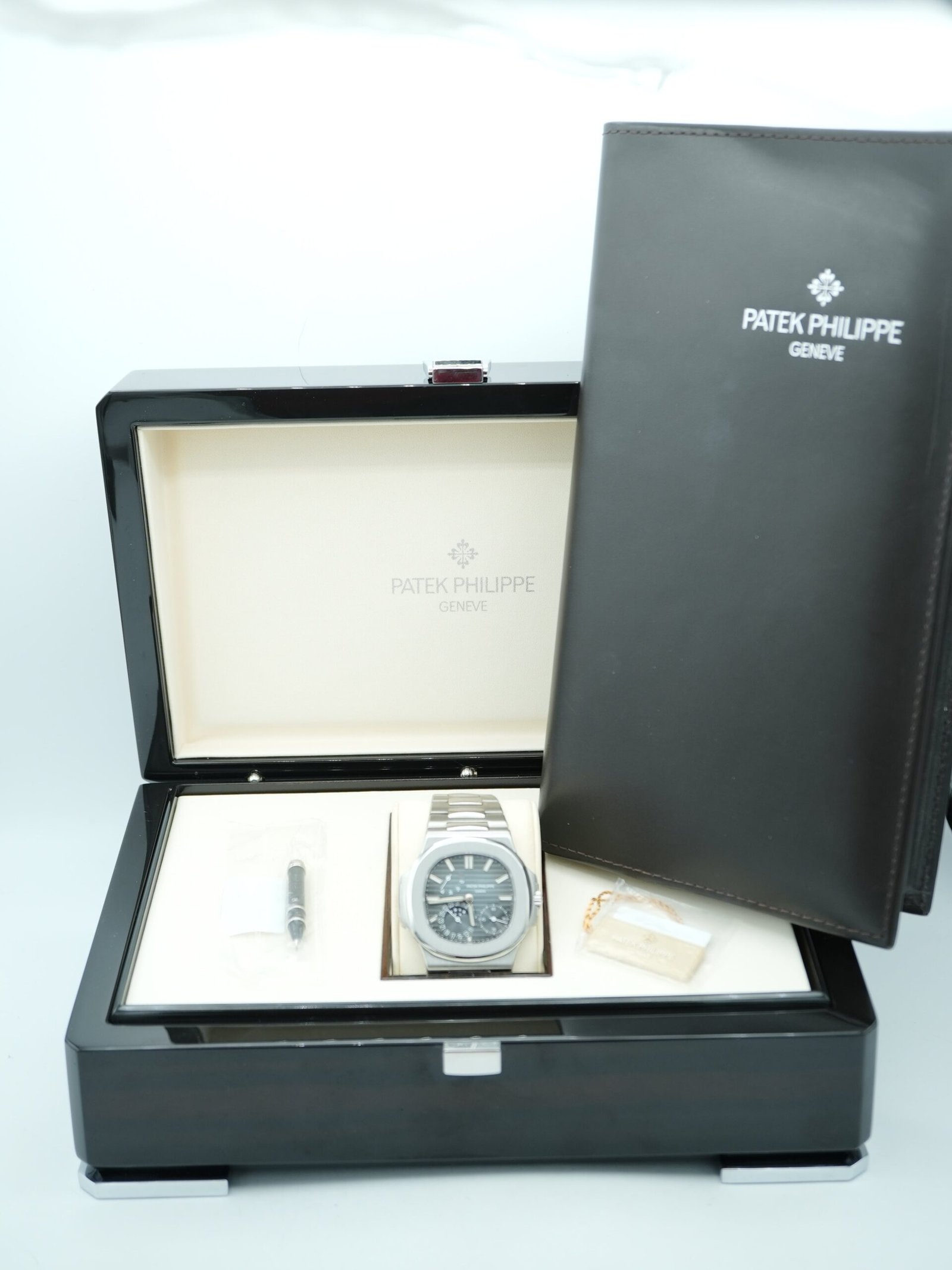 Patek Philippe 40 mm Nautilus / Bleu - Image 2