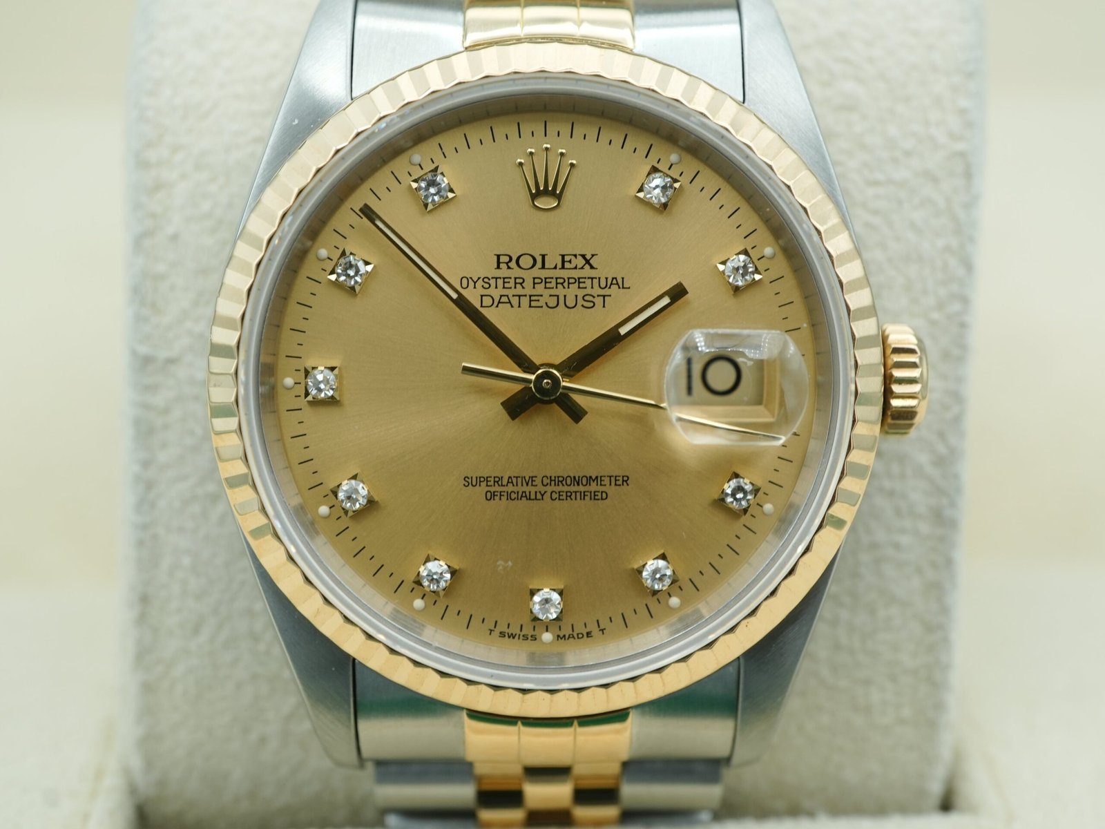 Rolex Datejust 36 mm / Champagne Diamond – Jubilee - Image 3