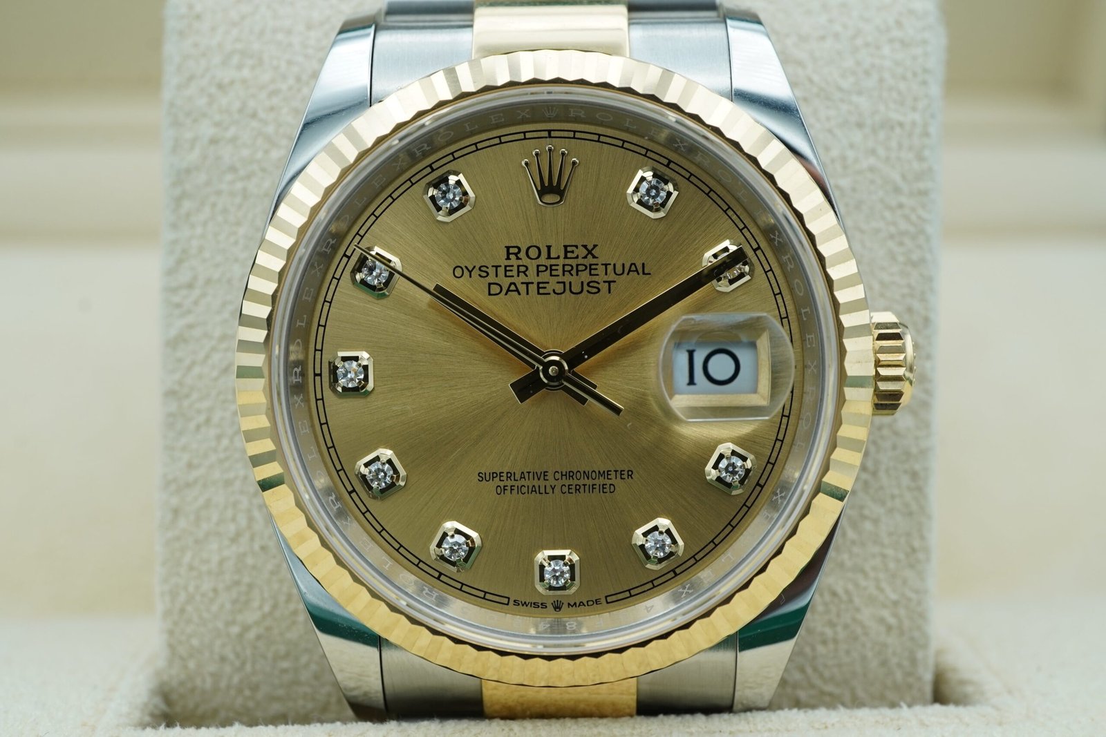 Rolex Datejust 36 mm / Champagne Diamond – Oyster - Image 3
