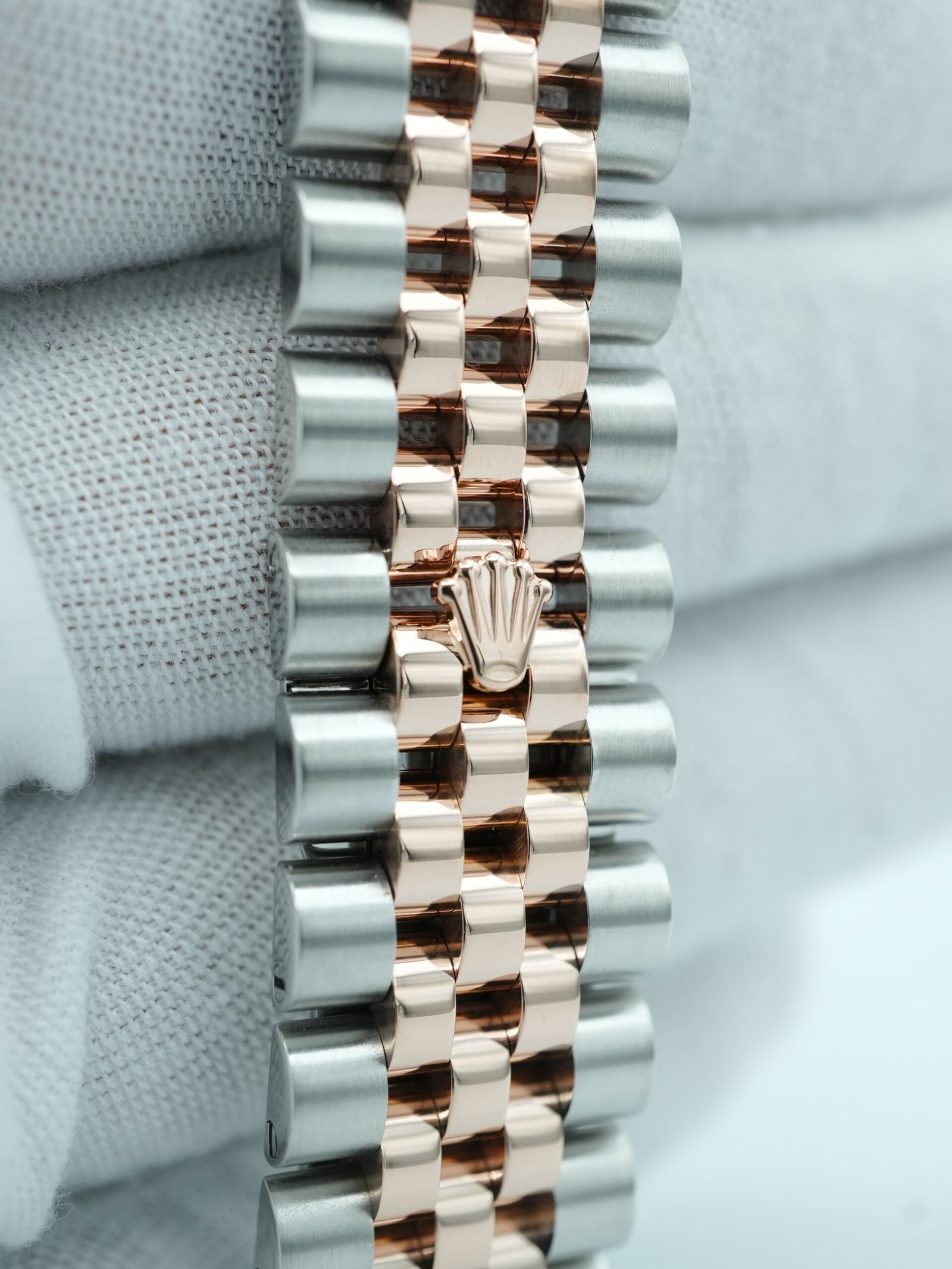 Rolex Datejust 36 mm / Silver Jubilee Diamond – Oyster - Image 5
