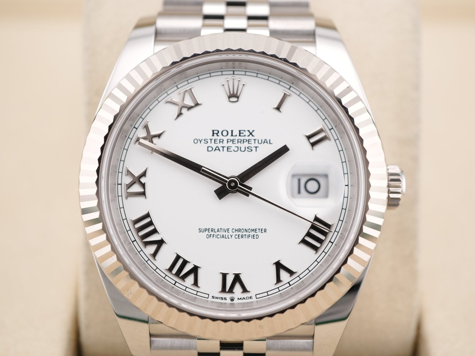 Rolex Datejust 41 mm / White Roman – Jubilee - Image 4
