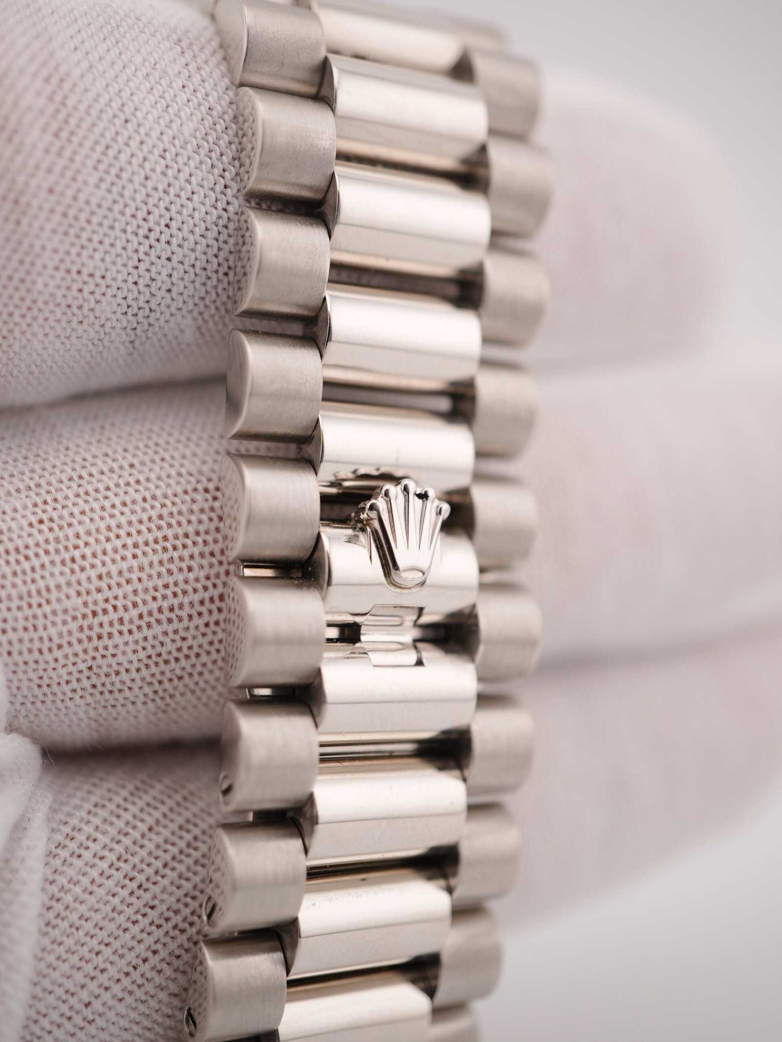 Rolex Day-Date 40 mm / Ice Blue – President - Image 5